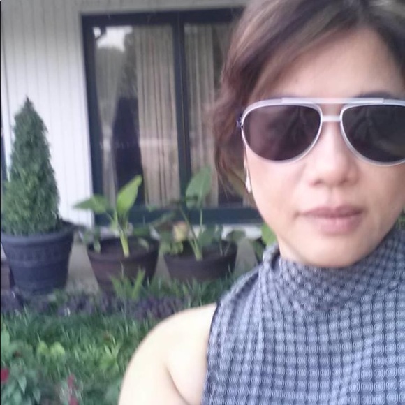 Meet your Posher, Juliet - Picture 1 of 1